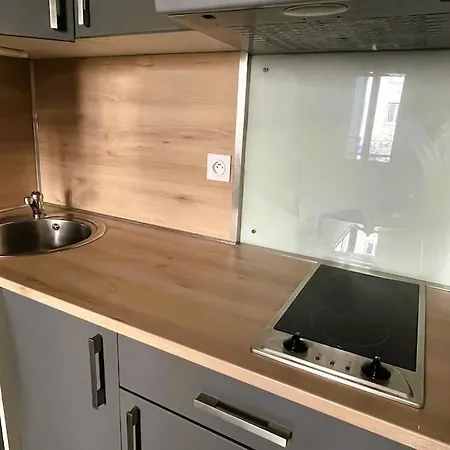Daire Pierre Marty T2 Centre-ville Aurillac